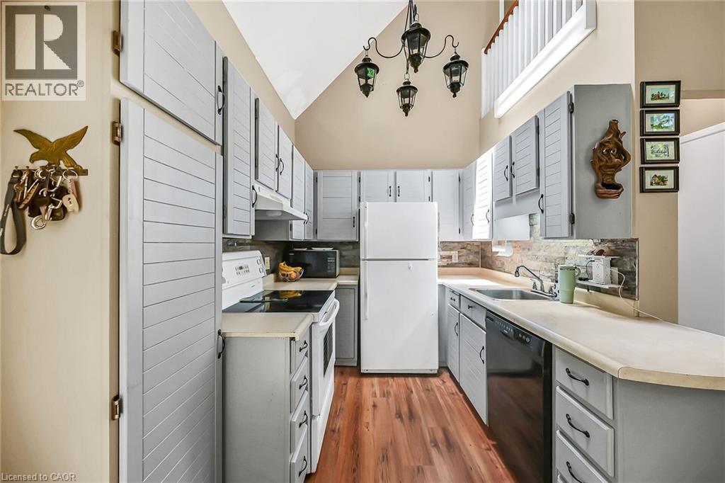 












35 LITTLE Road

,
Cayuga,




Ontario
N0A1E0

