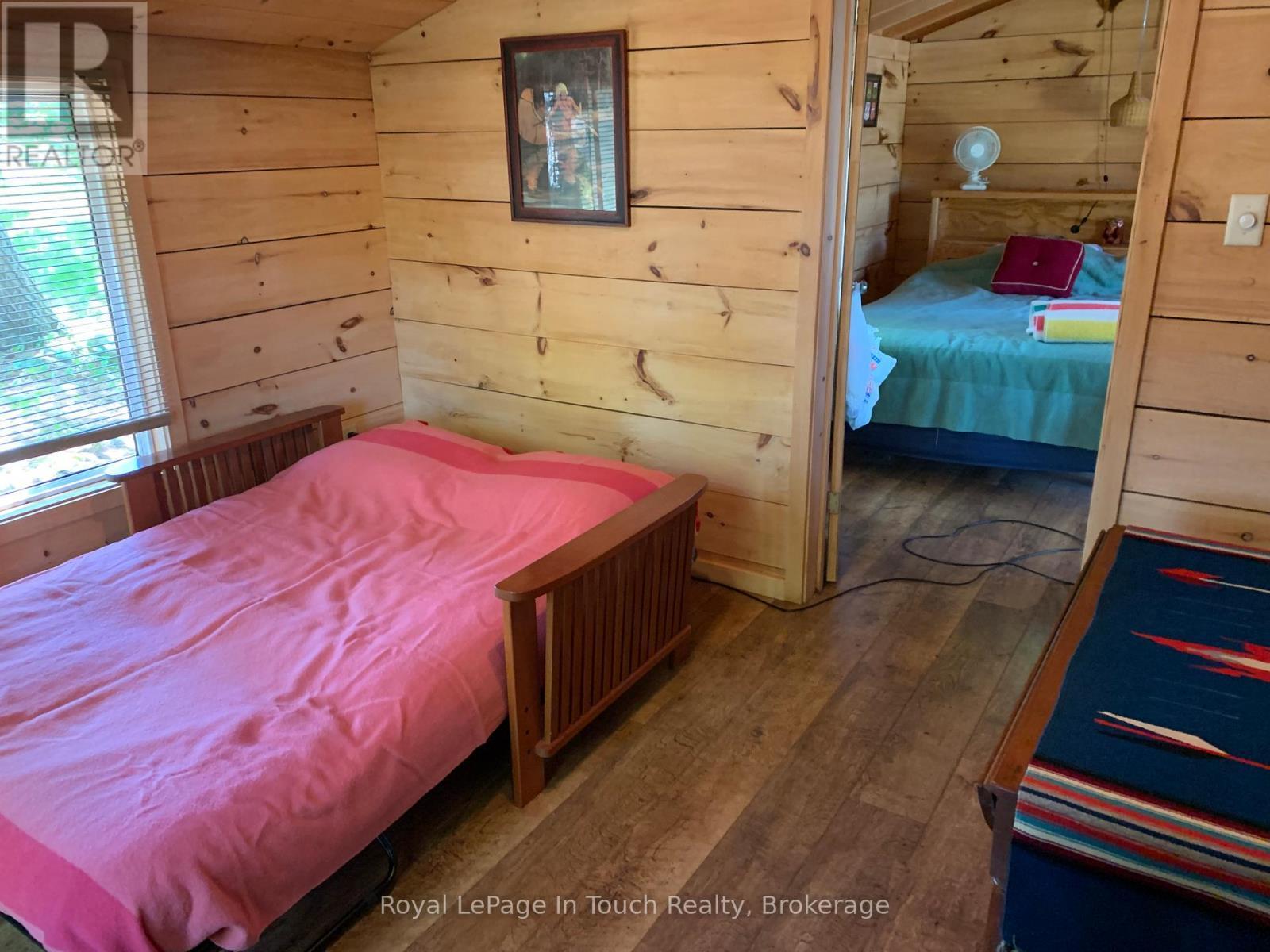 












ISLAND B462-1 ISLAND 462-1

,
The Archipelago (Archipelago South),




Ontario
P0J2T0

