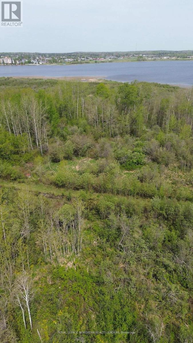 












CON 2 N PT LOT 12 WHITNEY

,
Timmins (SP - Connaught Hill),







Ontario
P0N1H0

