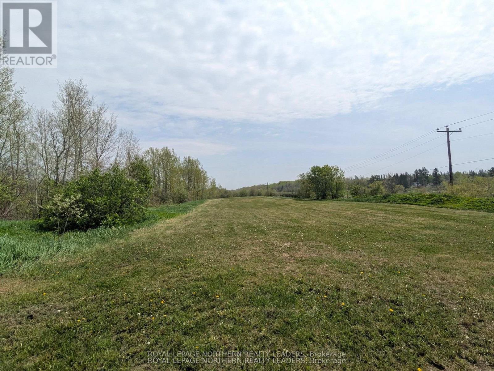 












CON 2 N PT LOT 12 WHITNEY

,
Timmins (SP - Connaught Hill),







Ontario
P0N1H0

