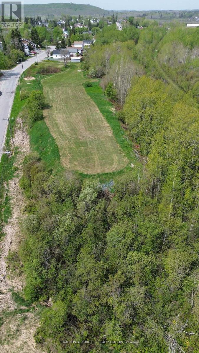 












CON 2 N PT LOT 12 WHITNEY

,
Timmins (SP - Connaught Hill),







Ontario
P0N1H0

