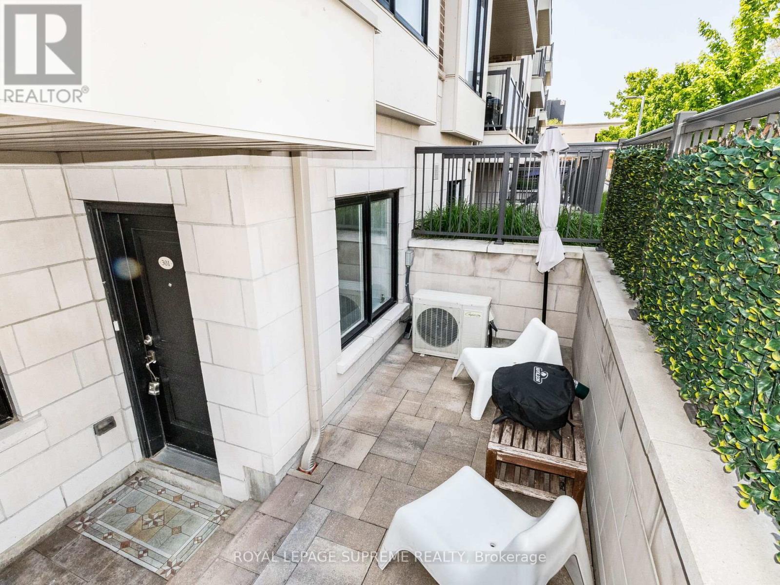 












301 - 6 DRUMMOND STREET

,
Toronto,




Ontario
M8V1Y8

