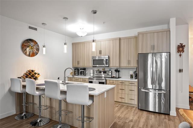 









3411


Pembina

HWY, 213,
Winnipeg,




MB
R3V 1A2

