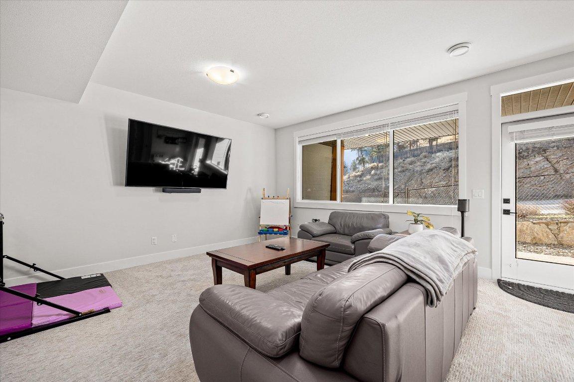 









2575


Eagle Ridge

Drive, 7,
West Kelowna,




BC
V4T 0B7

