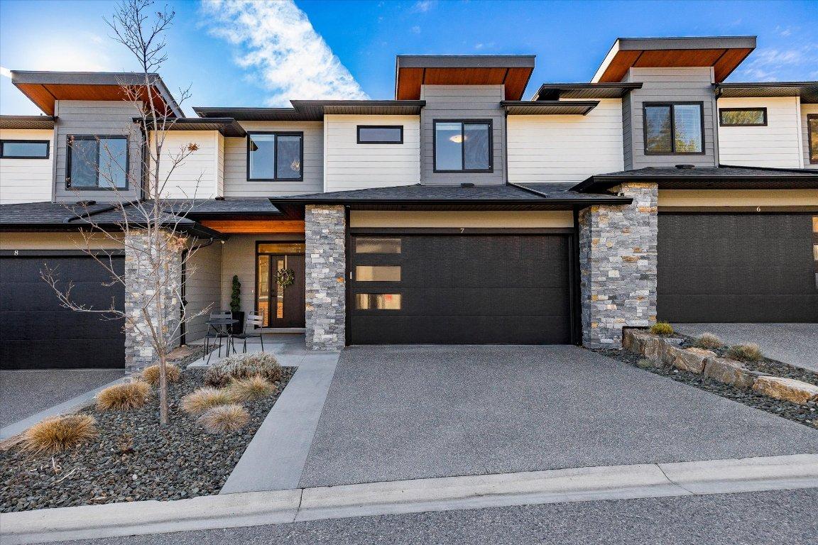 









2575


Eagle Ridge

Drive, 7,
West Kelowna,




BC
V4T 0B7

