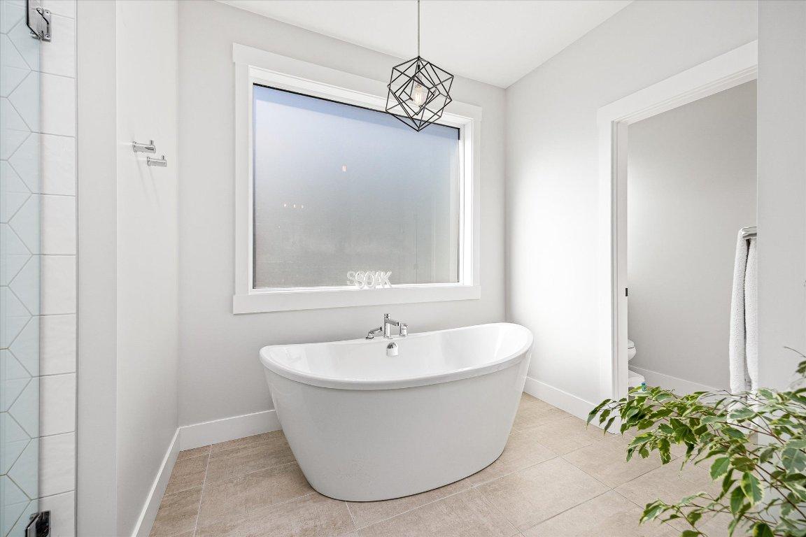 









2575


Eagle Ridge

Drive, 7,
West Kelowna,




BC
V4T 0B7

