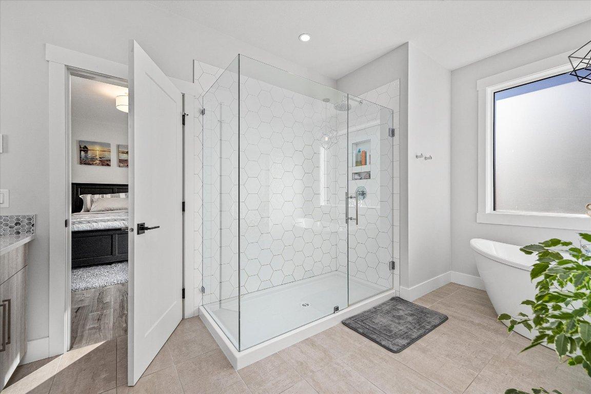 









2575


Eagle Ridge

Drive, 7,
West Kelowna,




BC
V4T 0B7

