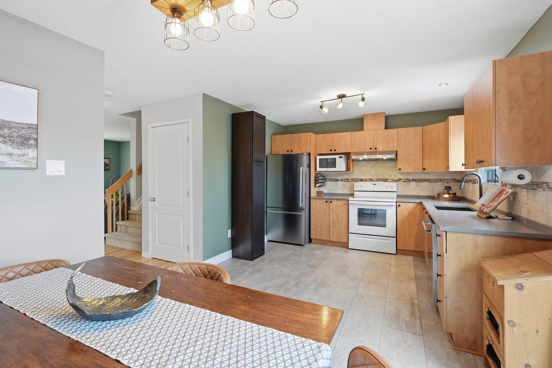 









35


Rue d'Andromède

,
Gatineau (Aylmer),




QC
J9J0A6

