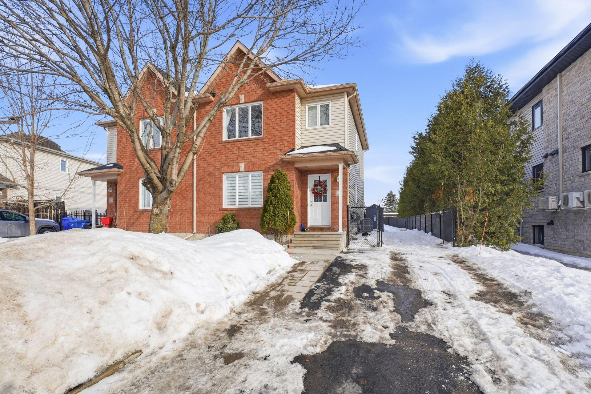 









35


Rue d'Andromède

,
Gatineau (Aylmer),




QC
J9J0A6

