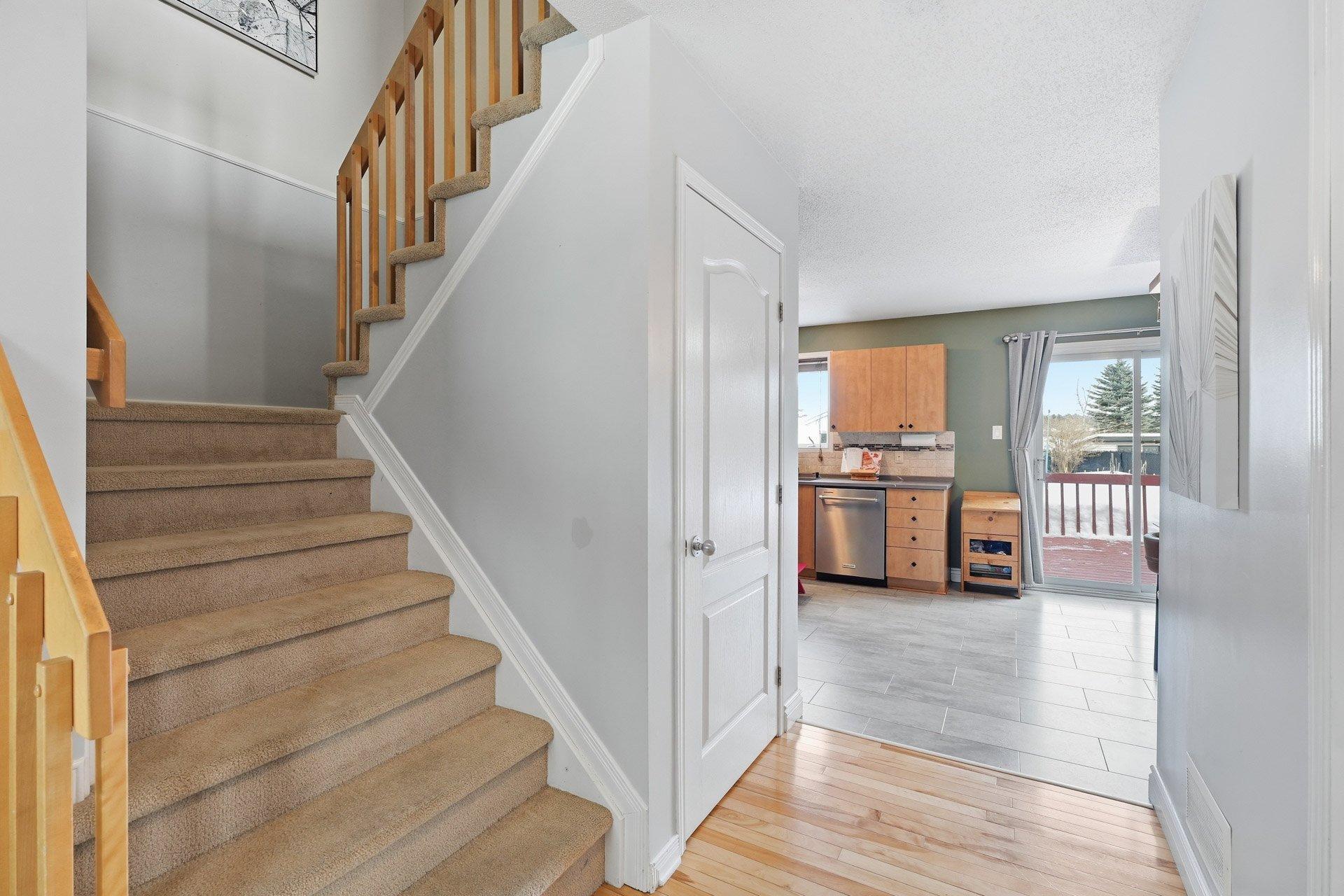 









35


Rue d'Andromède

,
Gatineau (Aylmer),




QC
J9J0A6

