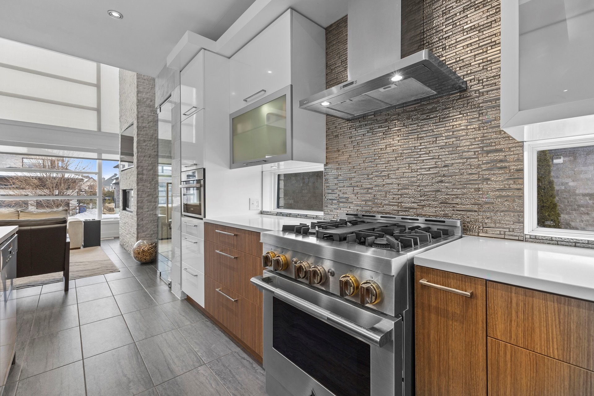 









60


Rue de Turin

,
Candiac,




QC
J5R0L3

