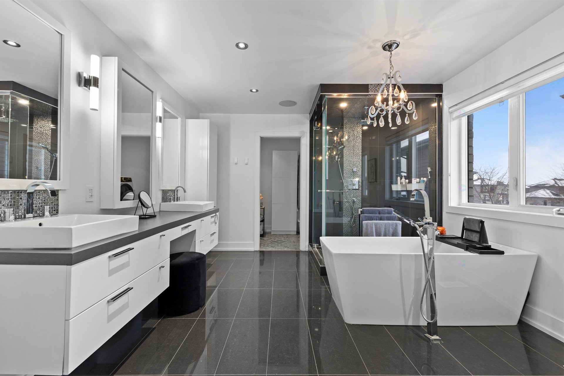 









60


Rue de Turin

,
Candiac,




QC
J5R0L3

