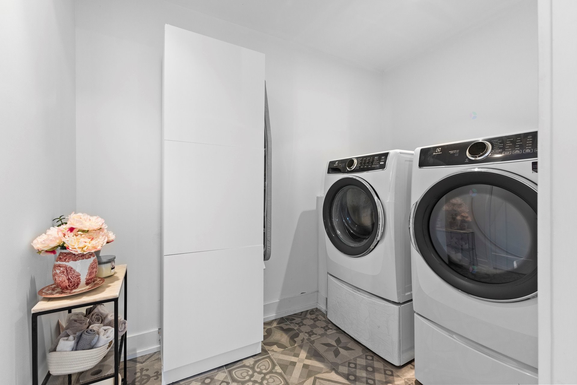 









60


Rue de Turin

,
Candiac,




QC
J5R0L3

