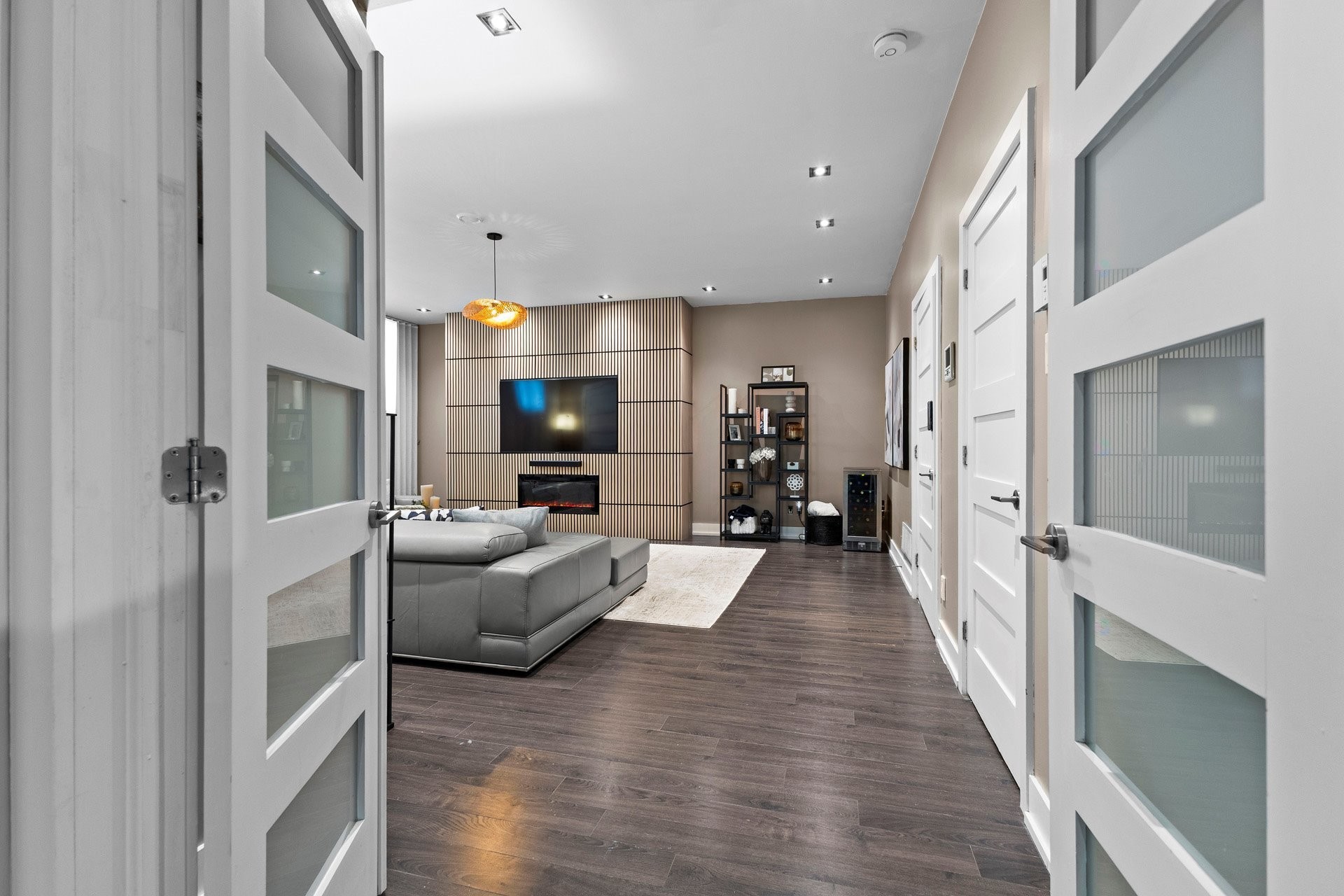 









60


Rue de Turin

,
Candiac,




QC
J5R0L3

