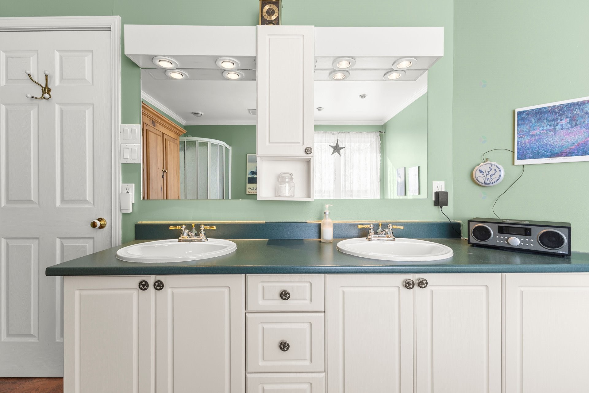 









183


Ch. du Fleuve

,
Pointe-des-Cascades,




QC
J0P1M0

