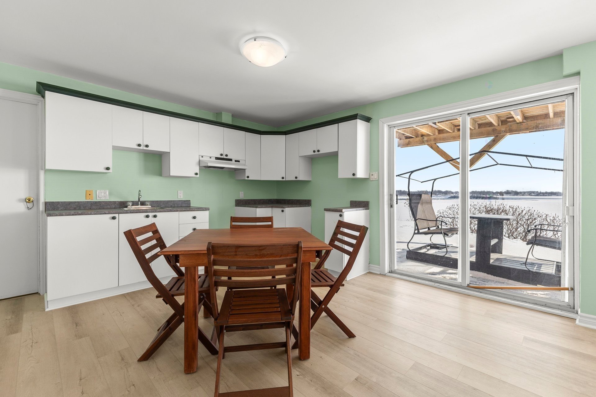 









183


Ch. du Fleuve

,
Pointe-des-Cascades,




QC
J0P1M0

