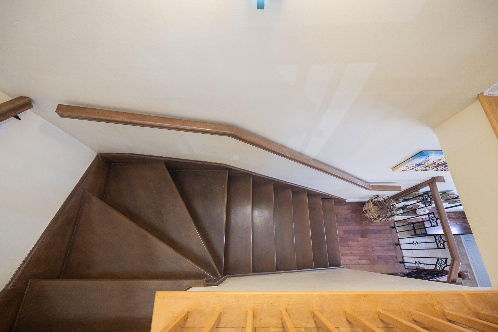 









4732


Rue Guénette

,
Laval (Chomedey),




QC
H7T2V1

