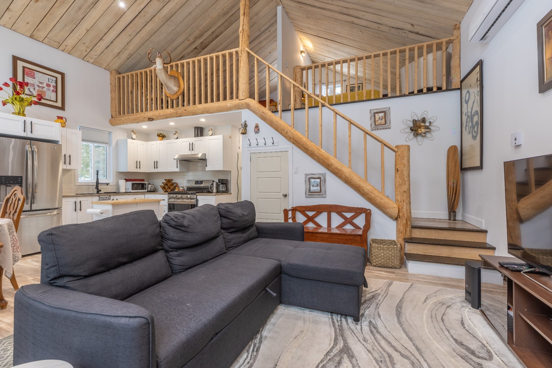 









100


Ch. du Domaine

,
Saint-Michel-des-Saints,




QC
J0K3B0

