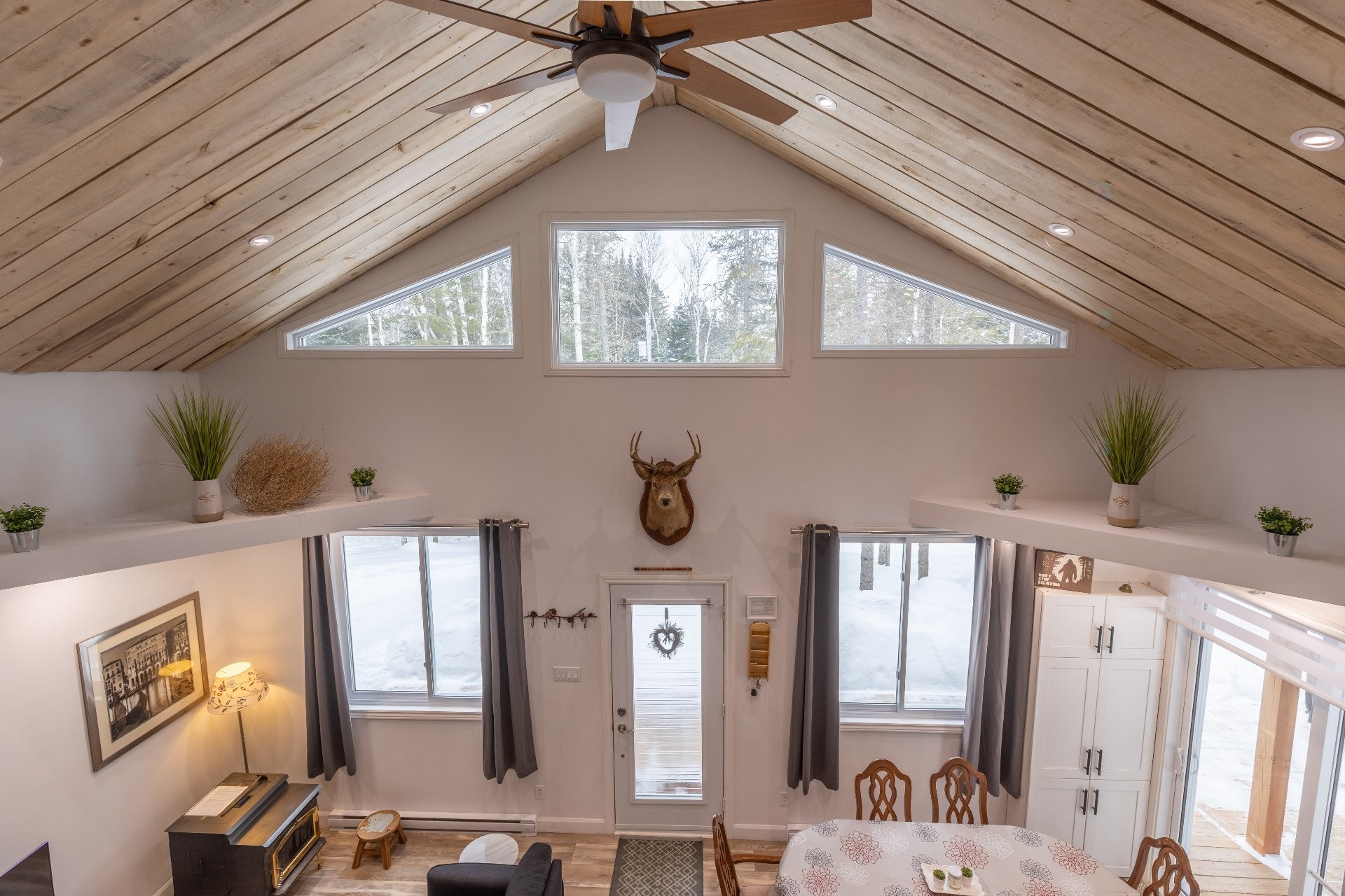 









100


Ch. du Domaine

,
Saint-Michel-des-Saints,




QC
J0K3B0

