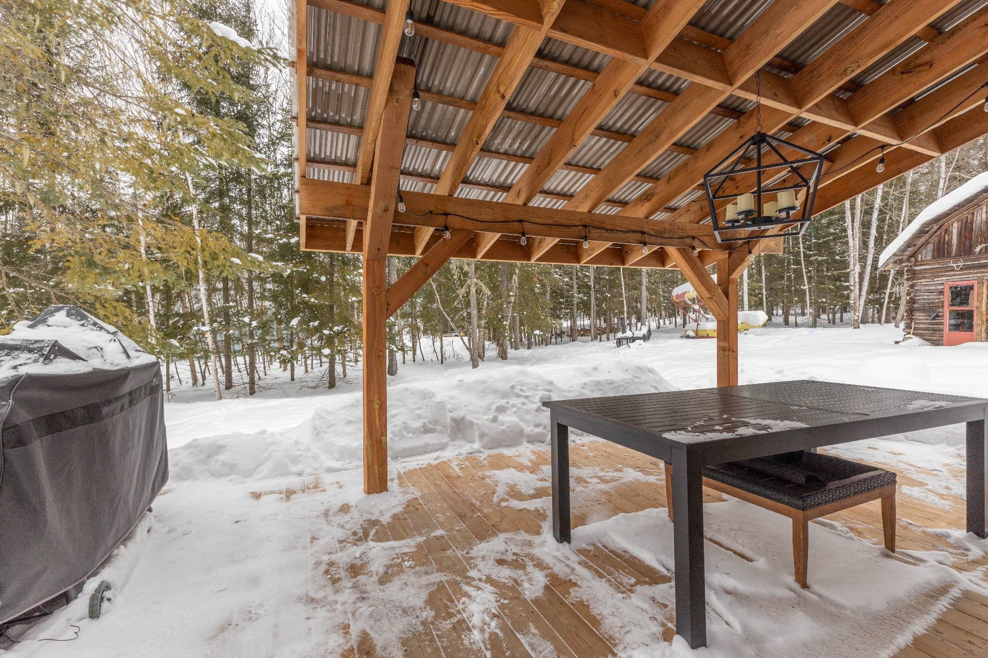 









100


Ch. du Domaine

,
Saint-Michel-des-Saints,




QC
J0K3B0

