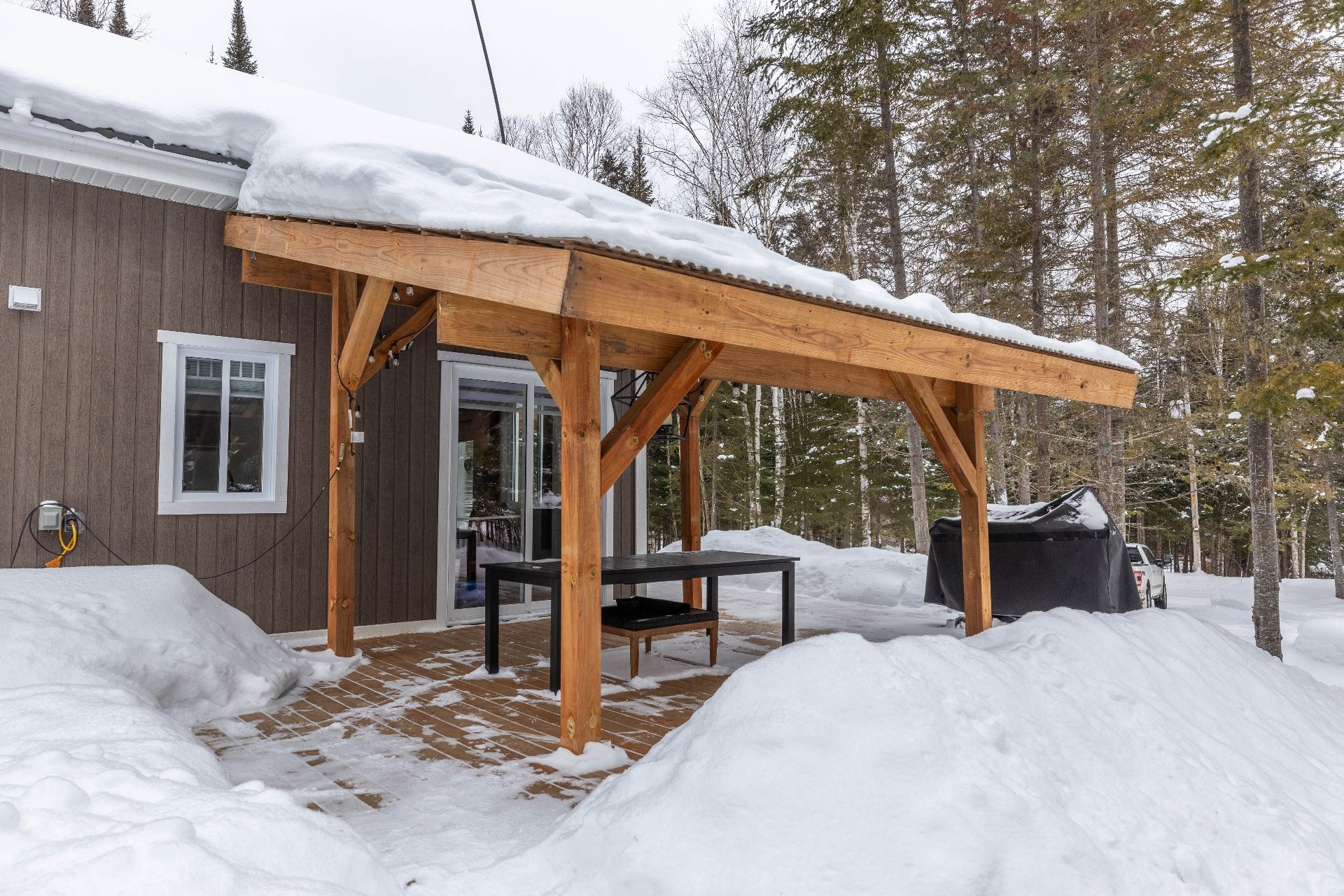 









100


Ch. du Domaine

,
Saint-Michel-des-Saints,




QC
J0K3B0

