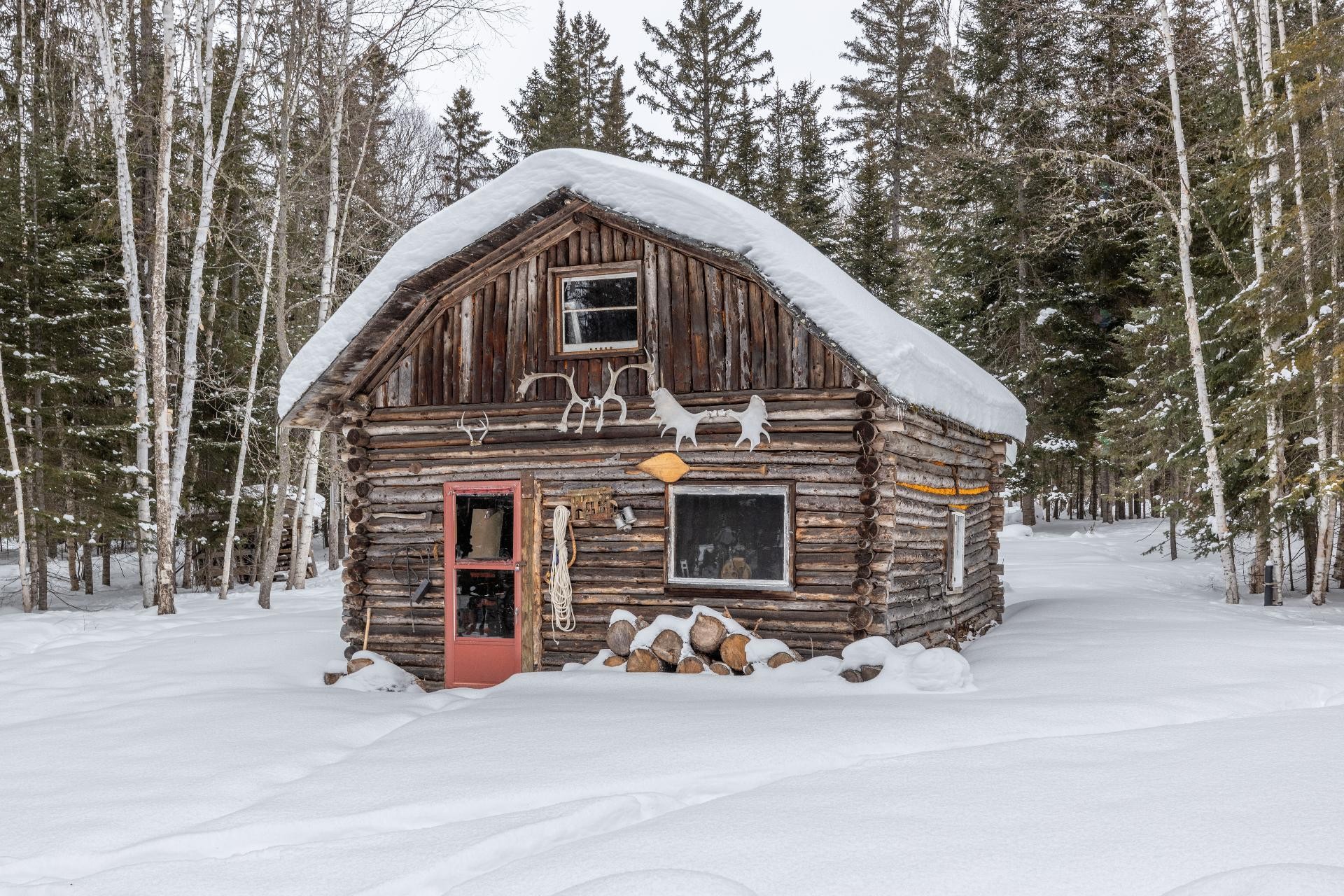 









100


Ch. du Domaine

,
Saint-Michel-des-Saints,




QC
J0K3B0

