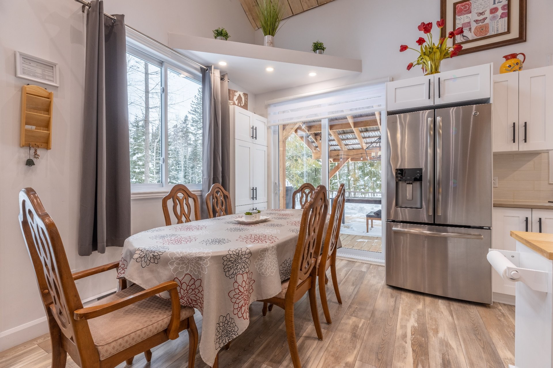 









100


Ch. du Domaine

,
Saint-Michel-des-Saints,




QC
J0K3B0

