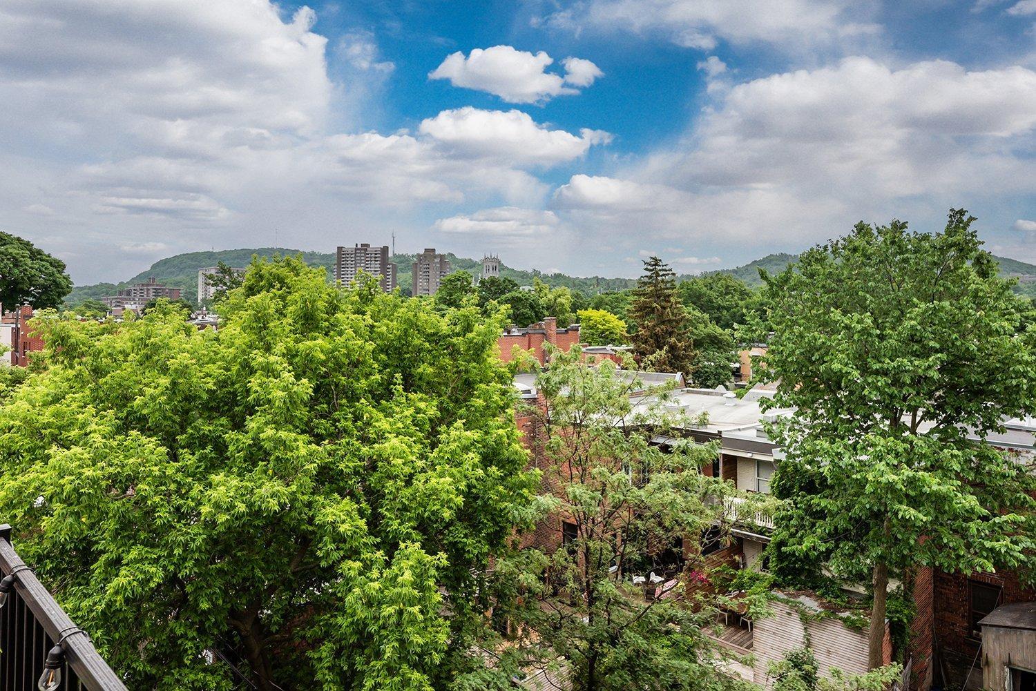 









5334


Av. du Parc

, 303,
Montréal (Le Plateau-Mont-Royal),




QC
H2V4G7

