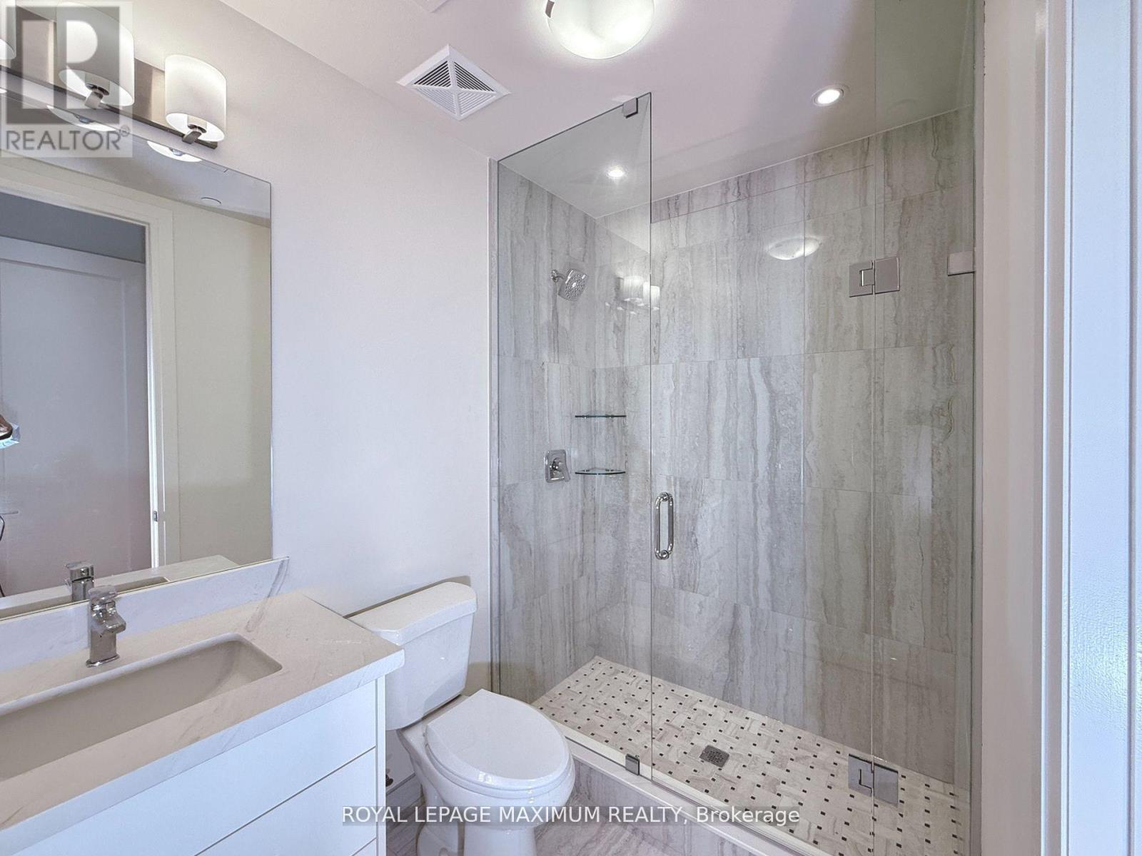 












PH 212 - 9000 JANE STREET

,
Vaughan,




Ontario
L4K2M9

