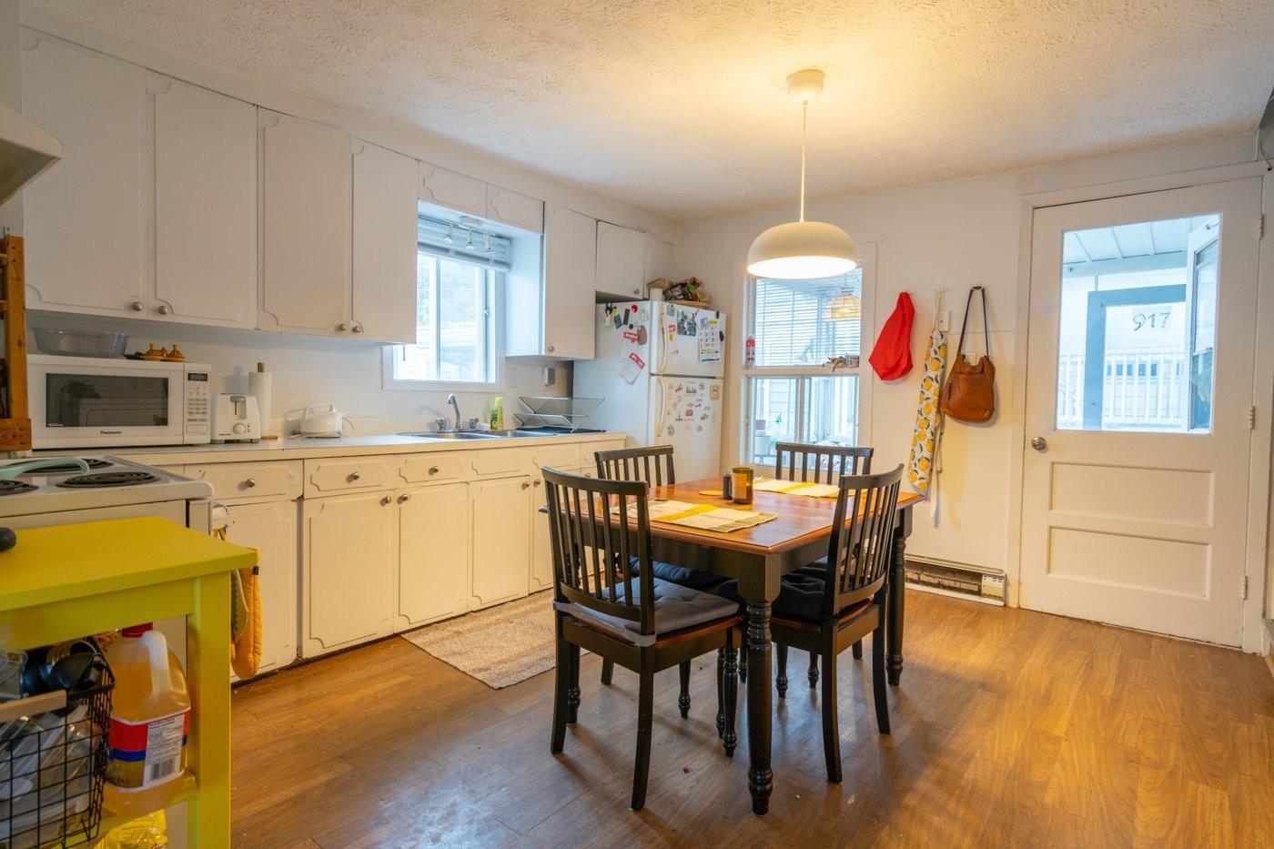 









913

 - 923


Rue du Fédéral

,
Sherbrooke (Les Nations),




QC
J1H5A6

