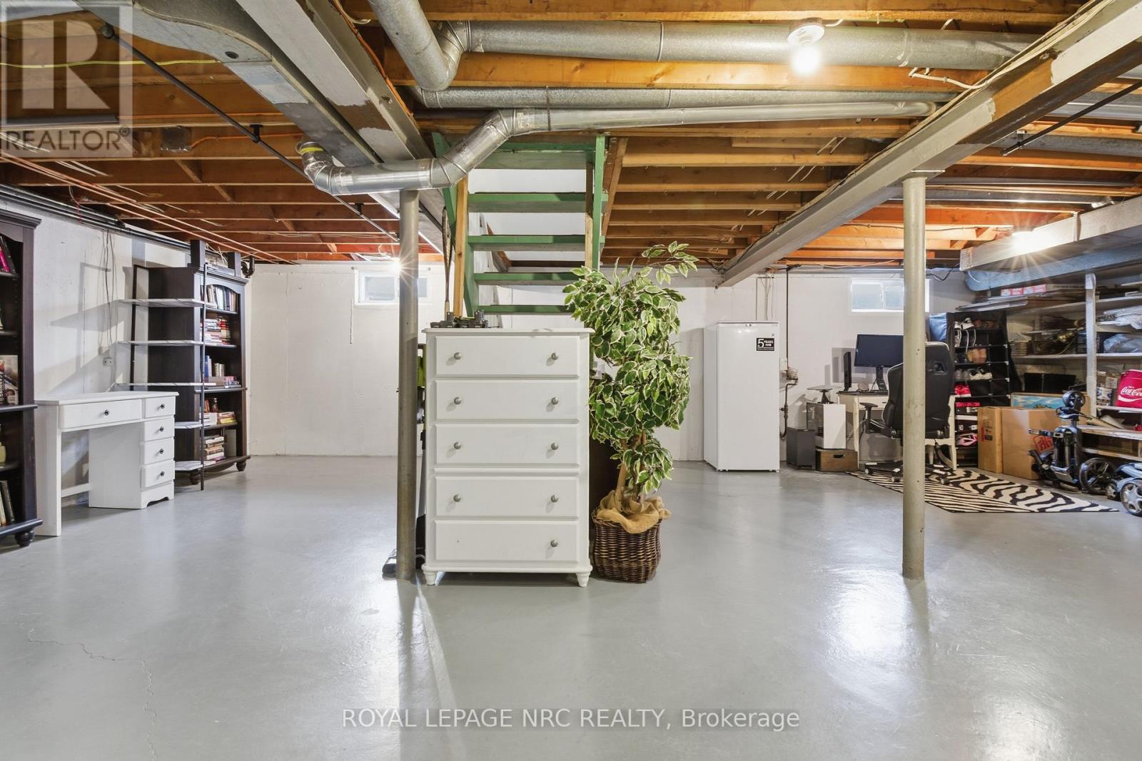 












67 HILLCREST AVENUE

,
St. Catharines (Old Glenridge),




Ontario
L2R4Y4

