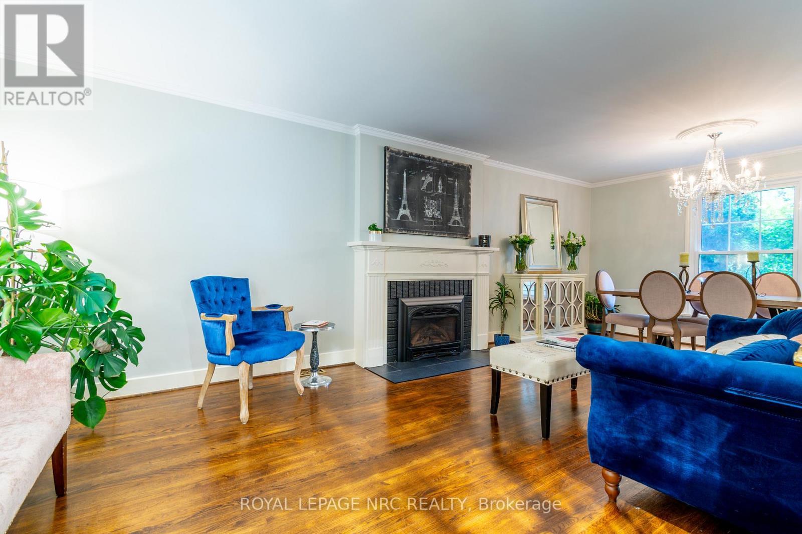 












67 HILLCREST AVENUE

,
St. Catharines (Old Glenridge),




Ontario
L2R4Y4

