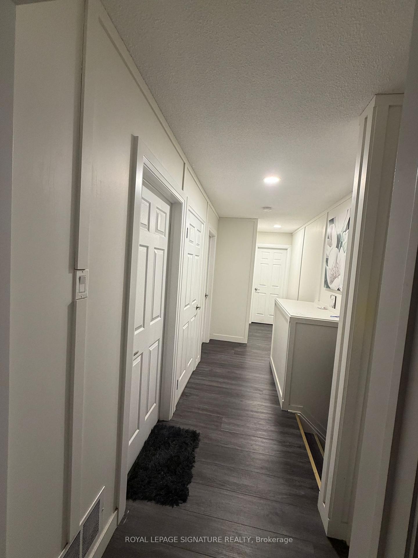 









44


Oren

Boulevard,
Barrie,




ON
L4N 4M1

