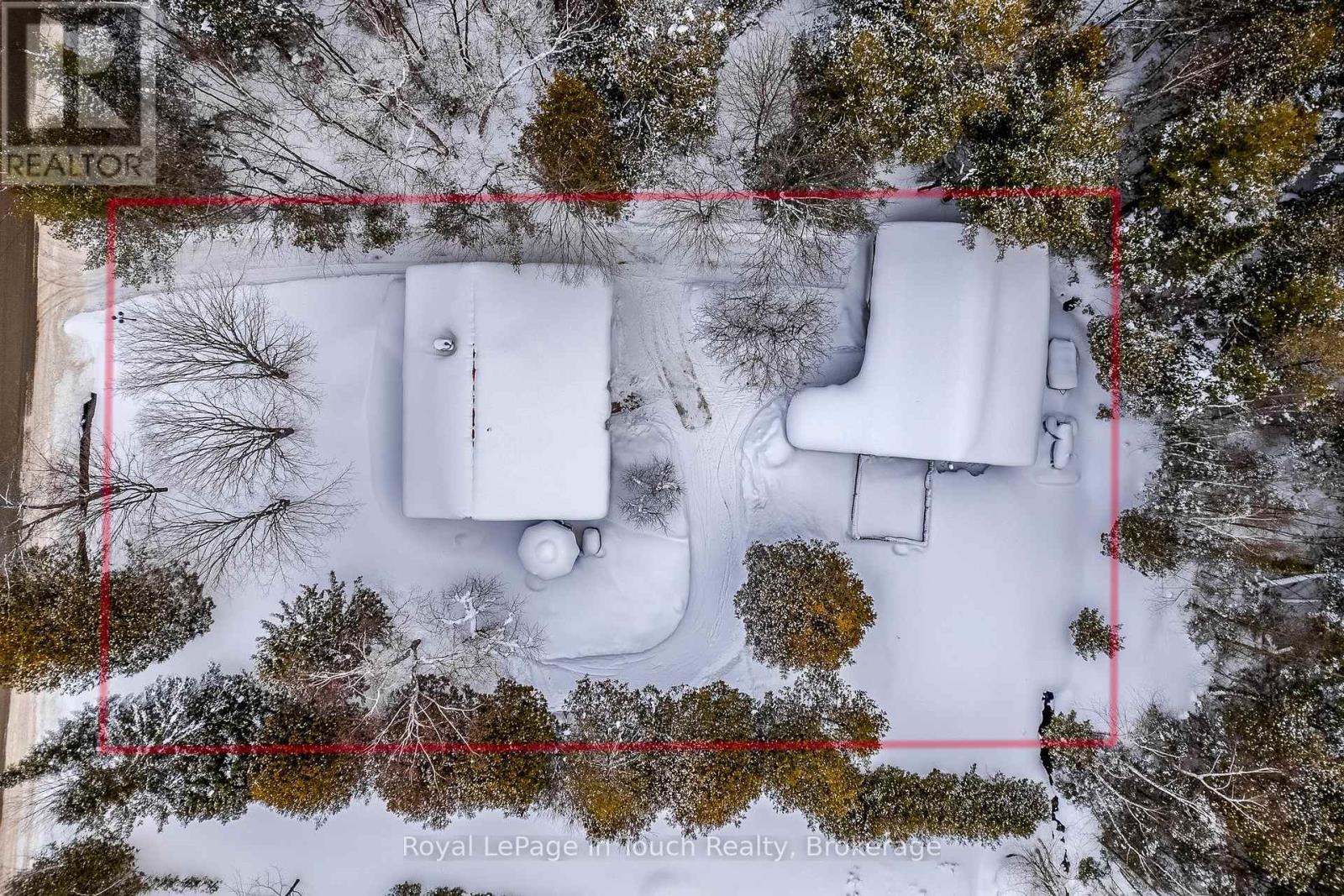 












2554 CHAMPLAIN ROAD

,
Tiny,




Ontario
L9M0C3

