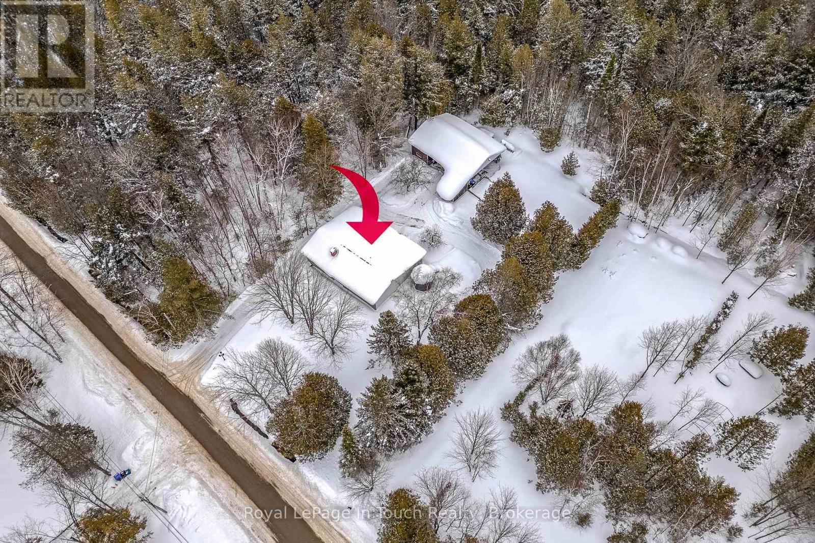 












2554 CHAMPLAIN ROAD

,
Tiny,




Ontario
L9M0C3

