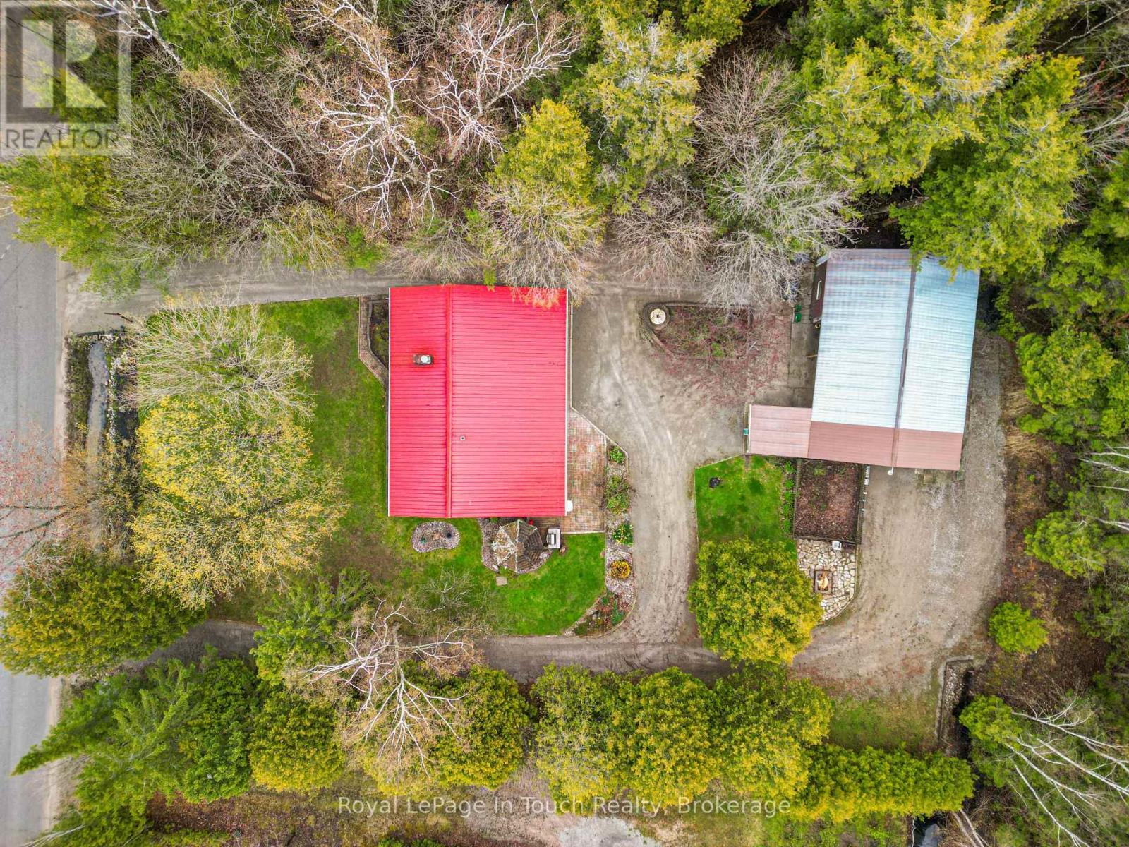 












2554 CHAMPLAIN ROAD

,
Tiny,




Ontario
L9M0C3


