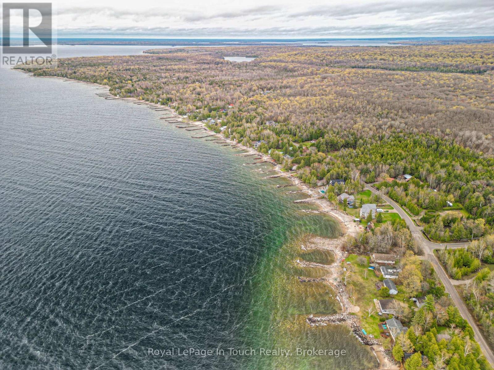 












2554 CHAMPLAIN ROAD

,
Tiny,




Ontario
L9M0C3

