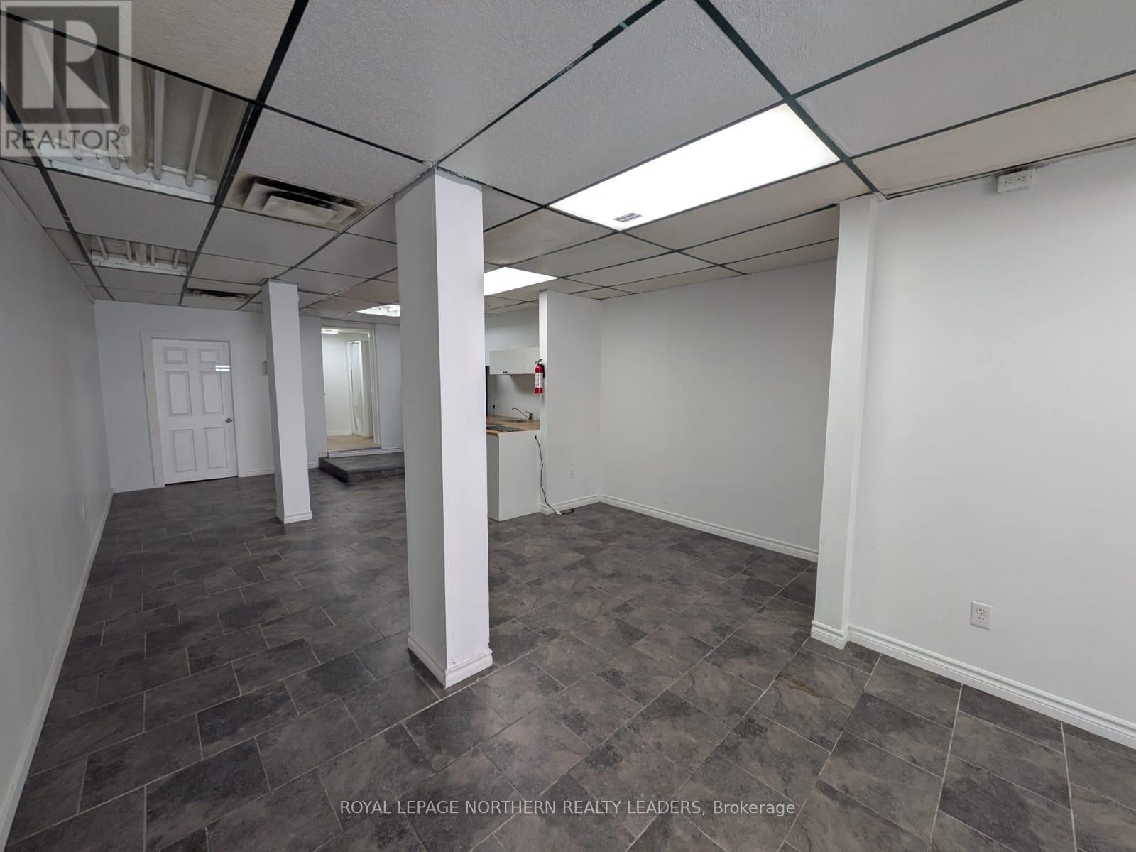 












1C - 94 GOLDEN AVENUE

,
Timmins (SP - Main Area),




Ontario
P0N1H0

