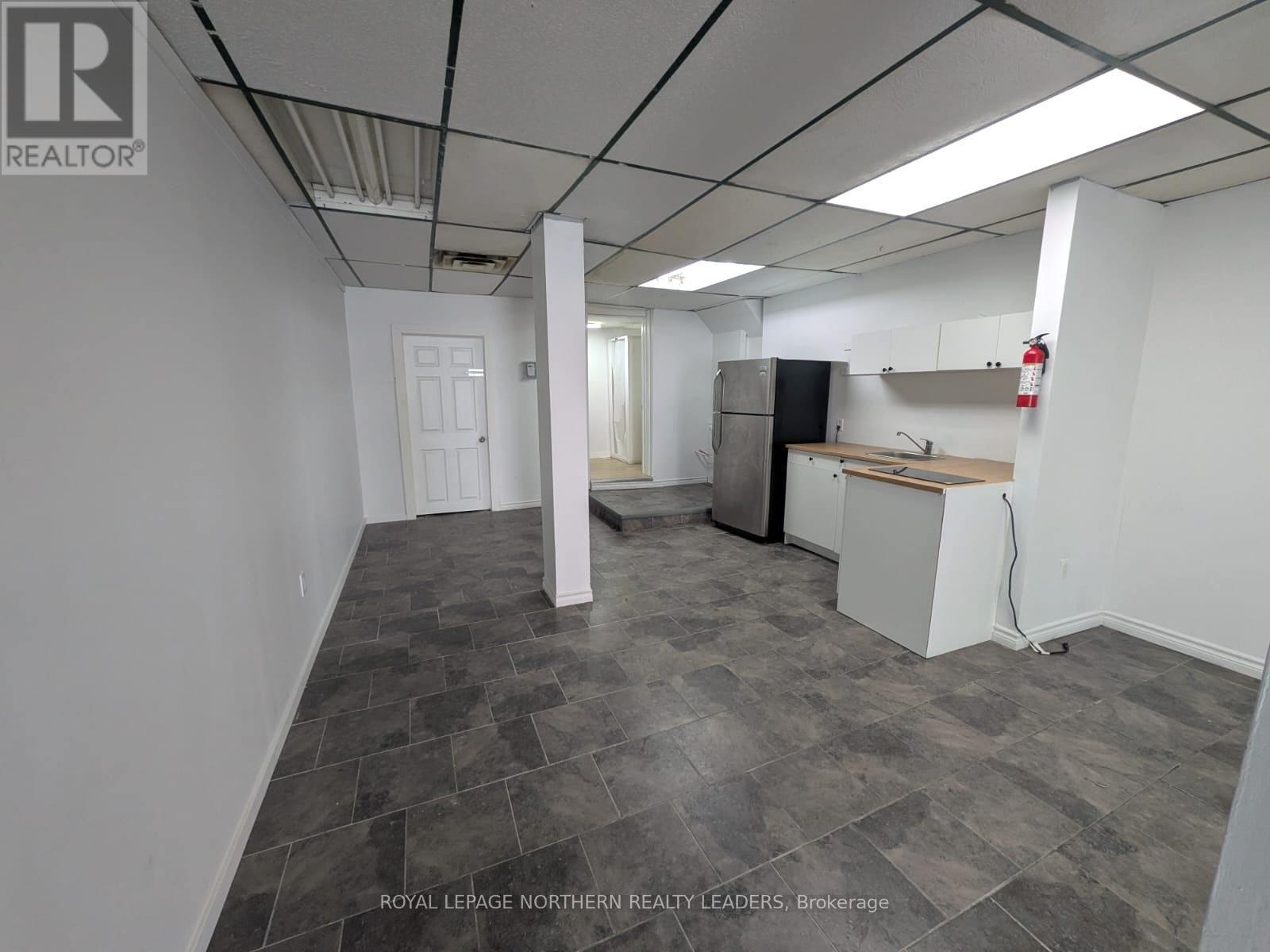 












1C - 94 GOLDEN AVENUE

,
Timmins (SP - Main Area),




Ontario
P0N1H0

