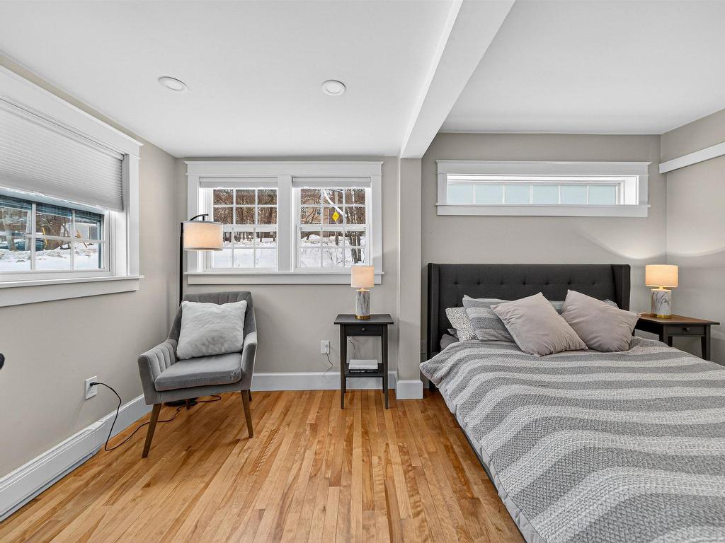 












15 Sussex Street

,
Spryfield,




NS
B3R 1N8

