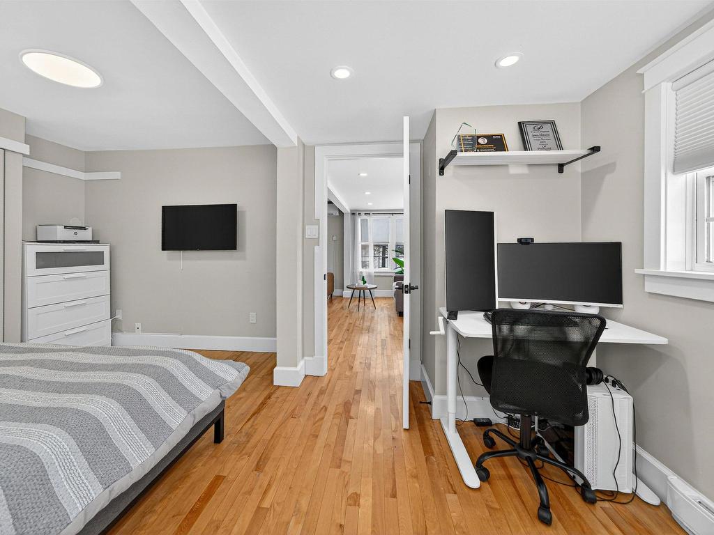 












15 Sussex Street

,
Spryfield,




NS
B3R 1N8

