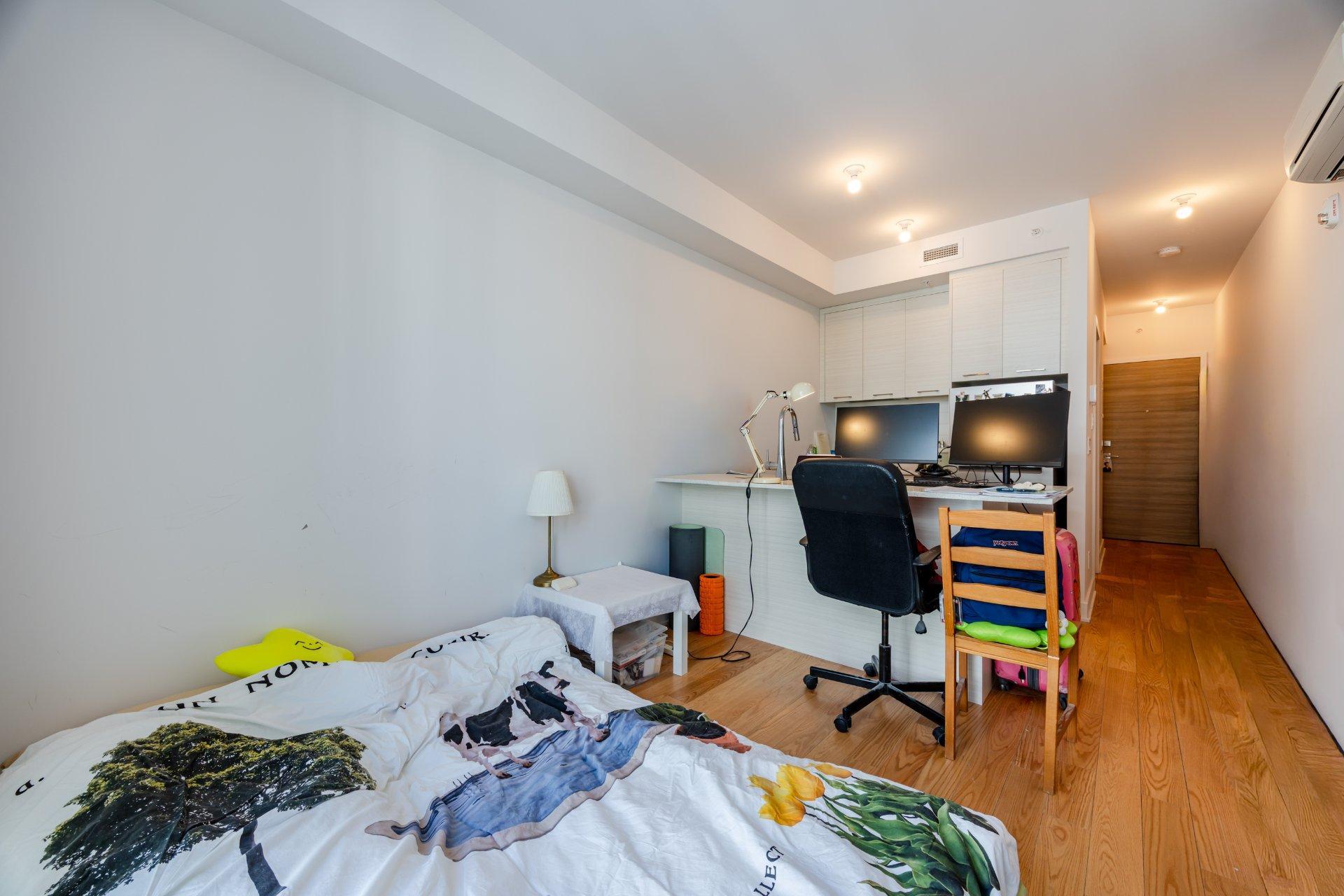 









1400


Rue Ottawa

, 712C,
Montréal (Le Sud-Ouest),




QC
H3C0Y9

