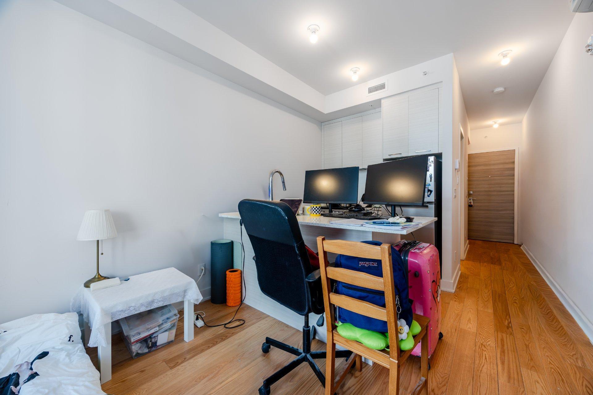 









1400


Rue Ottawa

, 712C,
Montréal (Le Sud-Ouest),




QC
H3C0Y9

