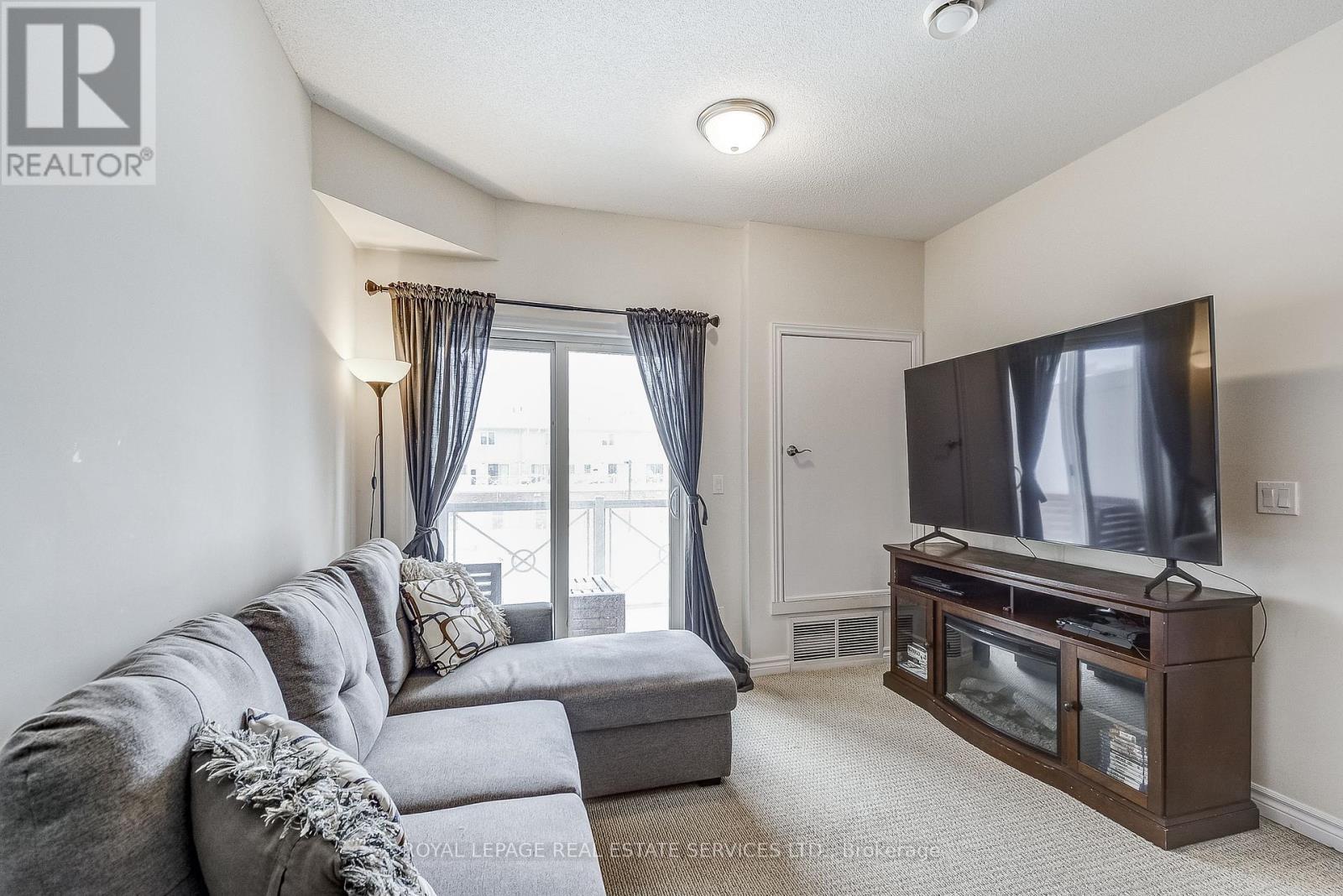 












211 - 1360 COSTIGAN ROAD

,
Milton,




Ontario
L9T0Y8

