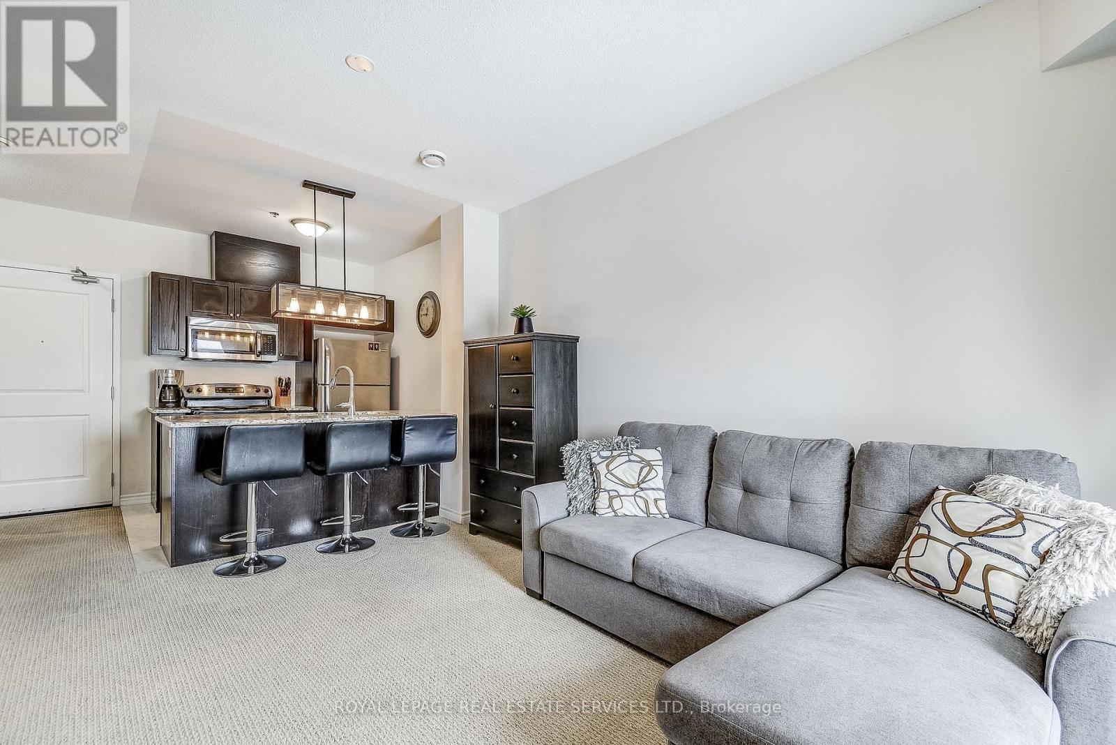 












211 - 1360 COSTIGAN ROAD

,
Milton,




Ontario
L9T0Y8

