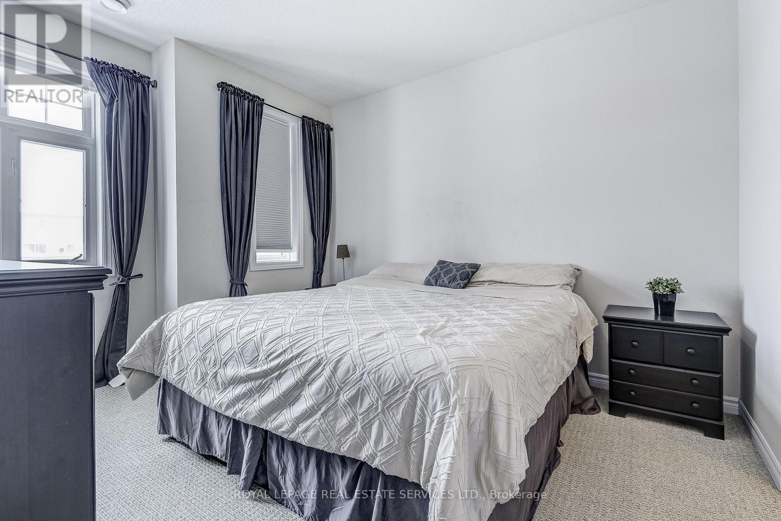 












211 - 1360 COSTIGAN ROAD

,
Milton,




Ontario
L9T0Y8

