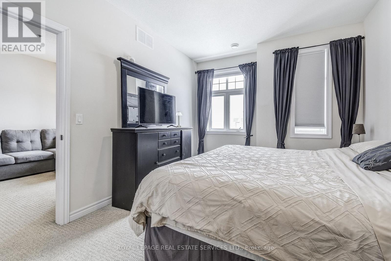 












211 - 1360 COSTIGAN ROAD

,
Milton,




Ontario
L9T0Y8

