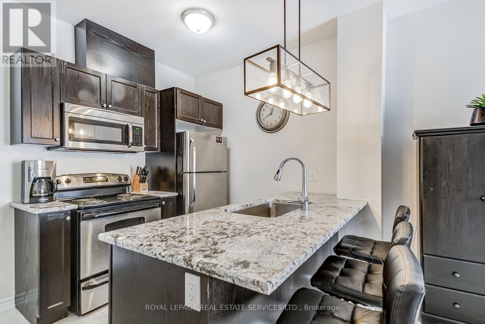 












211 - 1360 COSTIGAN ROAD

,
Milton,




Ontario
L9T0Y8

