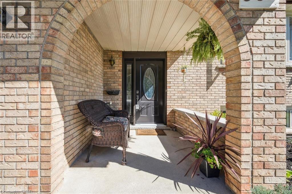 












582 SKYLARK Road

,
Waterloo,




Ontario
N2V1B9

