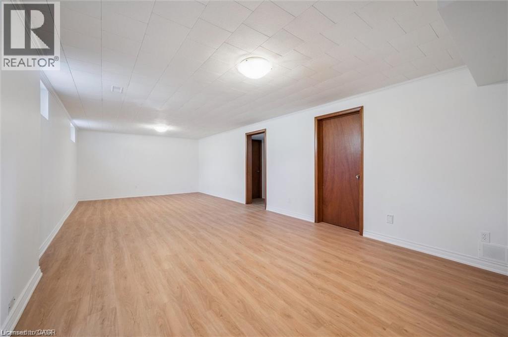 












582 SKYLARK Road

,
Waterloo,




Ontario
N2V1B9

